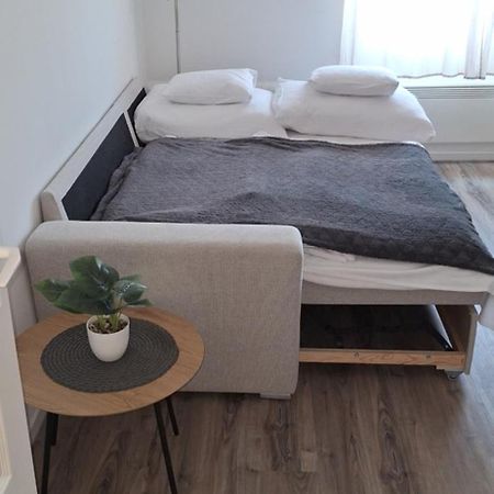 Paradise Apartmanhaz Егер Екстериор снимка